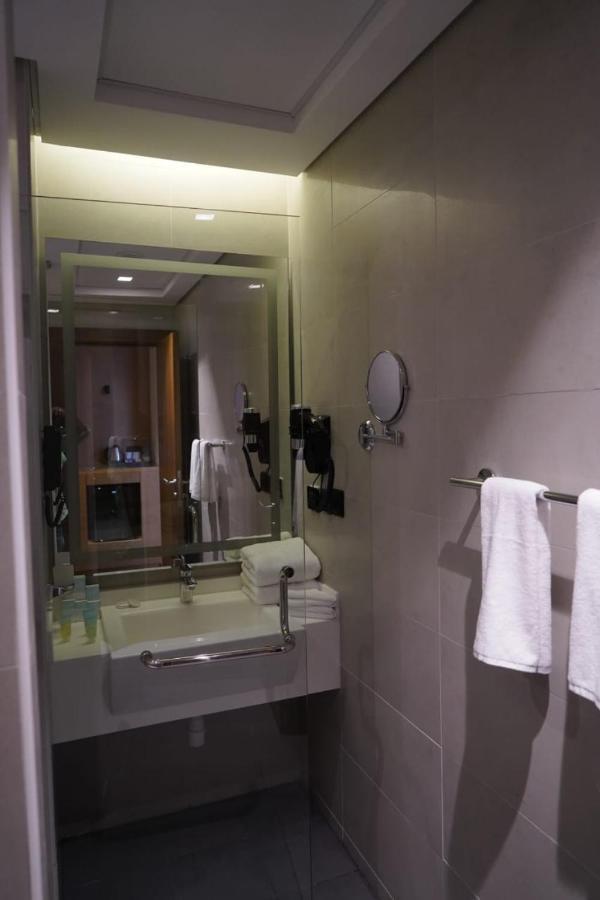 Al Hayat Hotel Sharjah Exteriör bild