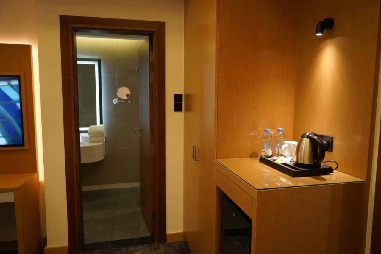 Al Hayat Hotel Sharjah Exteriör bild